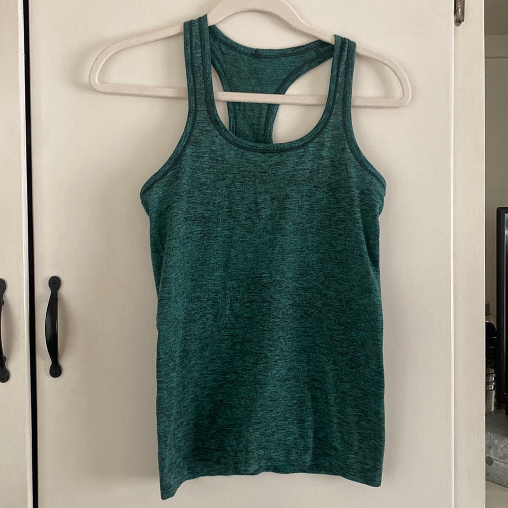 Lululemon tank top